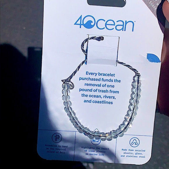 NWT 4Ocean gray / black bracelet - Picture 1 of 2